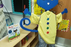 Pete-The-Cat-Learning-Foster-Elemetary-School